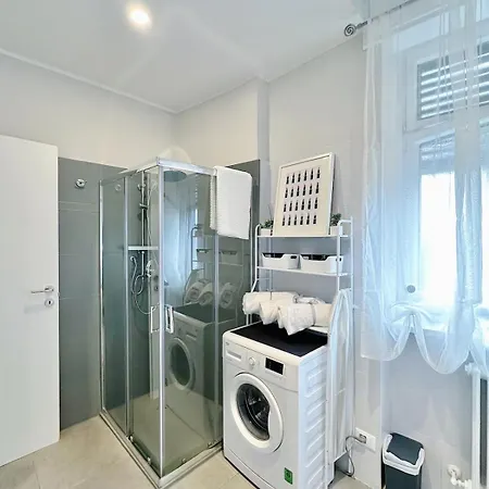 Royal Gardens Centro Apartment Turin